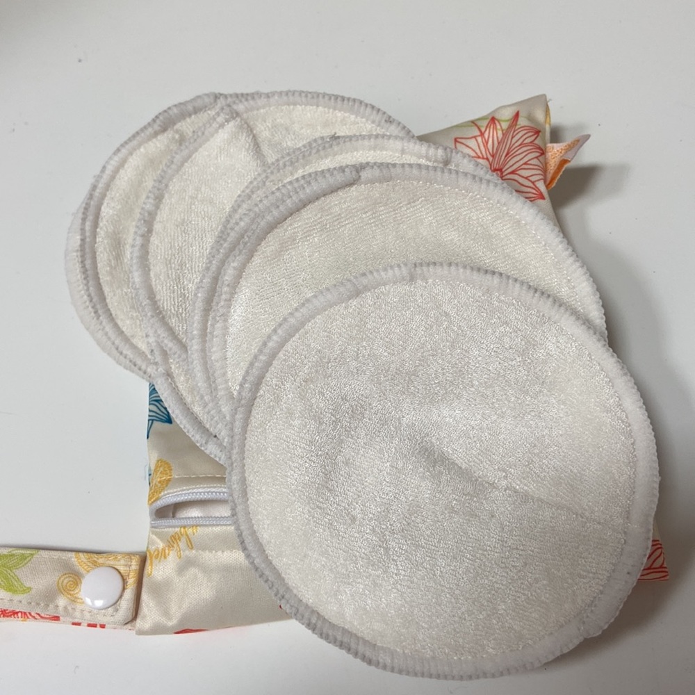 Kindred Bravely nursing pads